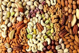 هشدار جدی رئیس اتحادیه به خریداران آجیل شب عید / فریب قیمت‌های ارزان را نخورید! 