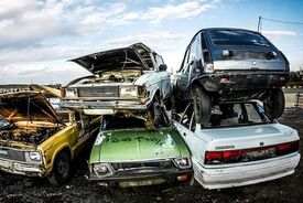 دام کلاهبرداران برای مالکان خودرو فرسوده/ با این پیامک‌ها حسابتان خالی می‌شود
